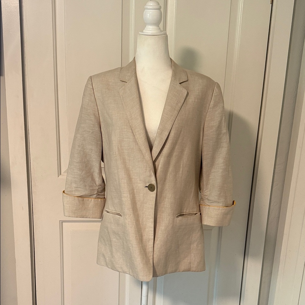 Tahari Light Tan Blazer